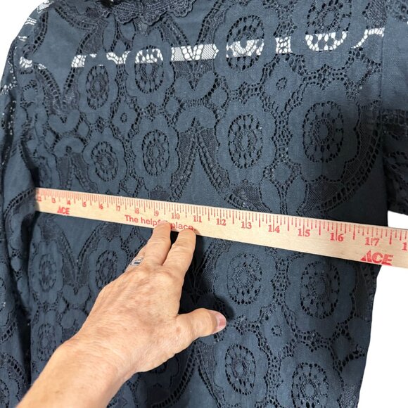 Guyueqiqin Floral Lace Mock Neck Blouse Top Women's Size Medium Black Party - Picture 7 of 8